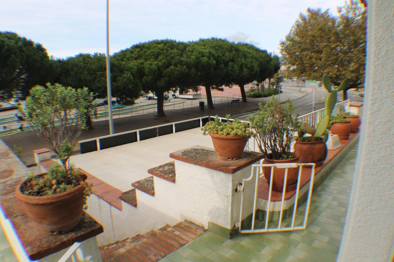 Agi Casa Puerto Villa Roses Exterior foto